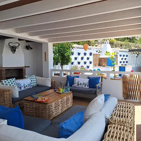 Casa Alta - Exclusive Large Luxury Private Villa, Large Pool, Amazing Views, On The Edge Of The Village And Next To Natural Park Villa