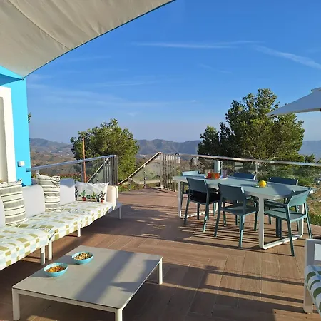 Casa Alta - Exclusive Large Luxury Private Villa, Large Pool, Amazing Views, On The Edge Of The Village And Next To Natural Park *